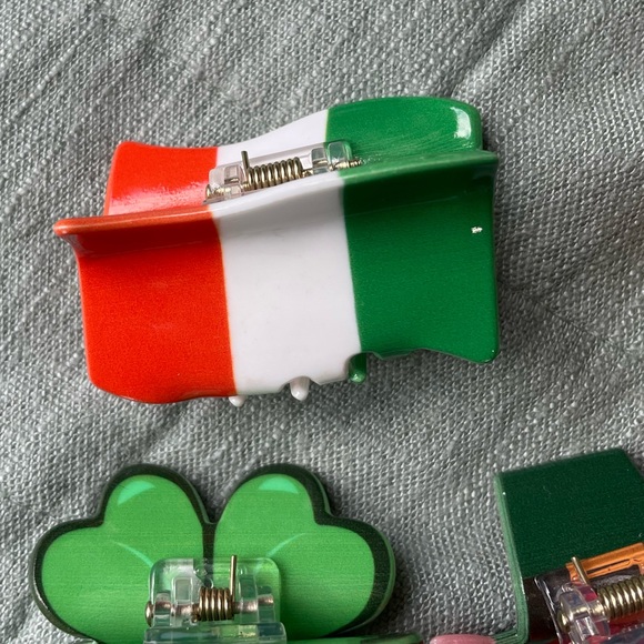 Saint Patrick’s Hair Clips - Picture 5 of 6